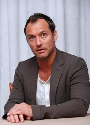 photo 4 in Jude Law gallery [id803747] 2015-04-30 00:00:00