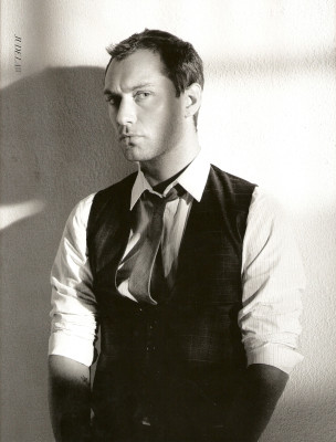 photo 4 in Jude Law gallery [id437936] 2011-11-21 00:00:00