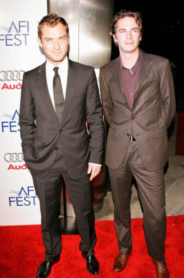 photo 22 in Jude Law gallery [id47993] -0001-11-30 00:00:00