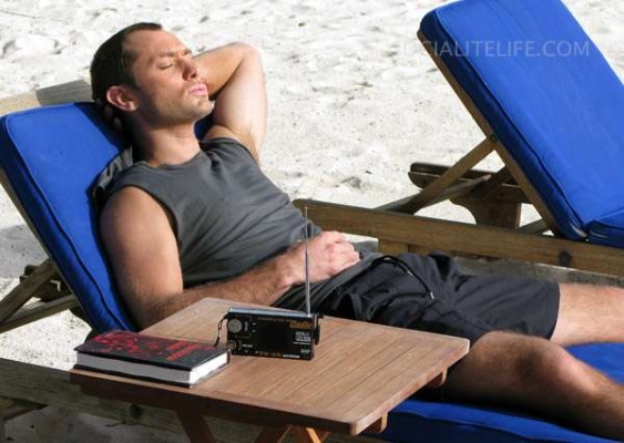 Jude Law pic #85993