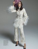 JULIA BERGSHOEFF in Harper’s Bazaar Magazine, Spain December 2019
