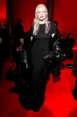 Julia Fox – Vetements FW24/25 Runway Show in Paris