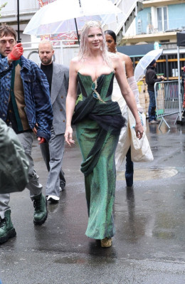 Julia Fox – Vivienne Westwood Womenswear FW 24/25 Show in Paris