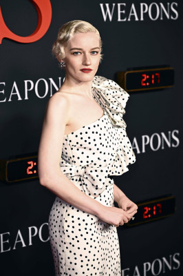 Julia Garner – at Weapons Premiere August 2025