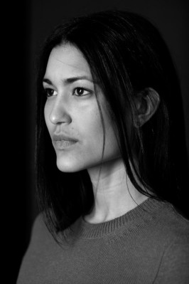 Julia Jones pic #935426
