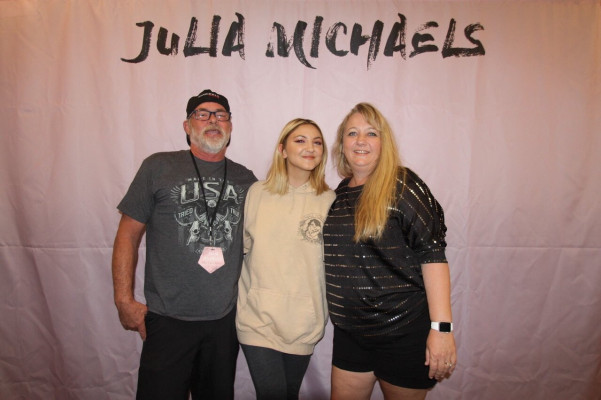 Julia Michaels pic #1210839