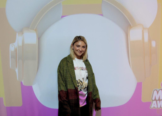 Julia Michaels - Radio Disney in Los Angeles 06/05/2018