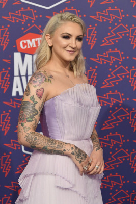 Julia Michaels - CMT Music Awards in Nashville 06/05/2019