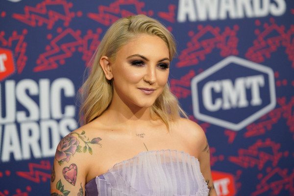 Julia Michaels - CMT Music Awards in Nashville 06/05/2019