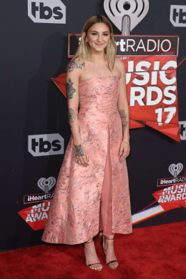 Julia Michaels - iHeartRadio Music Awards in Inglewood 03/05/2017