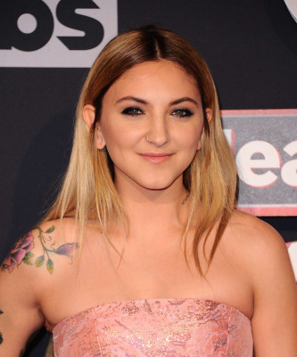 Julia Michaels - iHeartRadio Music Awards in Inglewood 03/05/2017