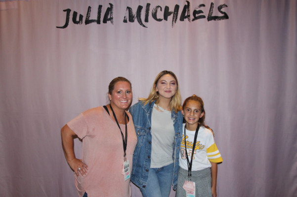 Julia Michaels - Red Pill Blues Tour October 2018