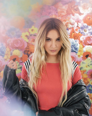 Julia Michaels pic #1048526