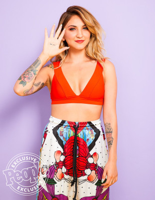 Julia Michaels - Wango Tango (2017)