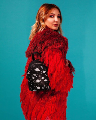 Julia Michaels by Riya Hollings for Skinnydip London (2018)