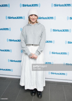 Julia Michaels - SitiusXM in New York 01/23/2018