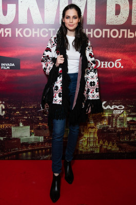 Юлия Снигирь на премьере фильма &quot;Русский бес&quot; 29/01/19