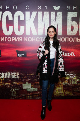 Юлия Снигирь на премьере фильма &quot;Русский бес&quot; 29/01/19