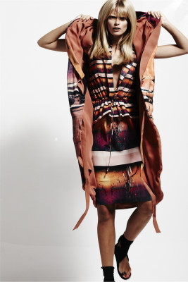 Julia Stegner pic #555942