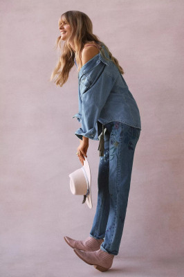 Julia Stegner