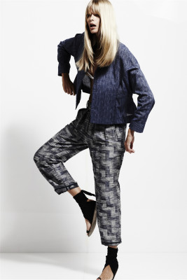 Julia Stegner pic #555935
