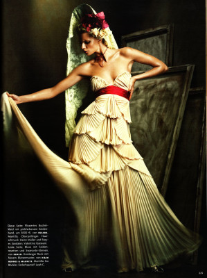 Julia Stegner pic #167550
