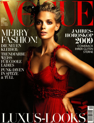 Julia Stegner pic #167552