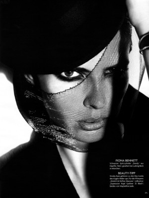 Julia Stegner pic #163737