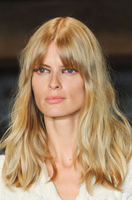 Julia Stegner pic #472383