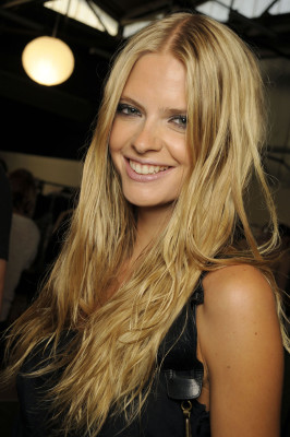 Julia Stegner pic #192679