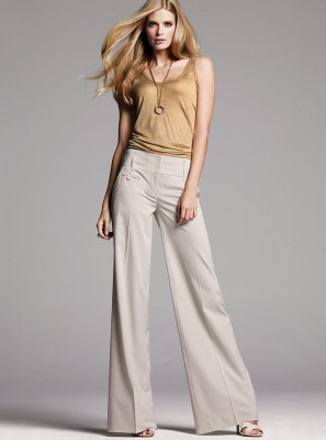 Julia Stegner pic #213842