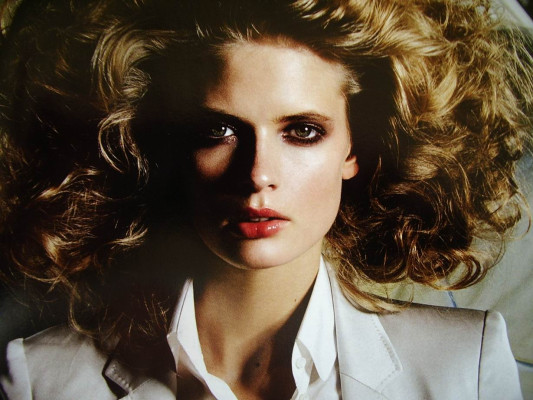 Julia Stegner pic #22140