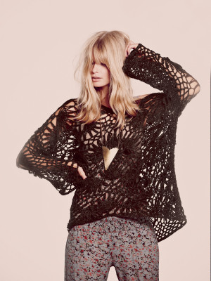 Julia Stegner pic #431023