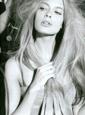 Julia Stegner pic #121818