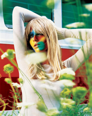 Julia Stegner pic #237101