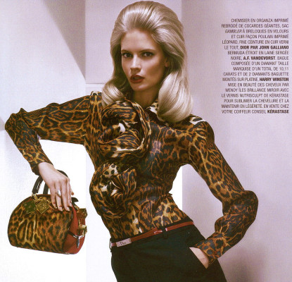 Julia Stegner pic #172020