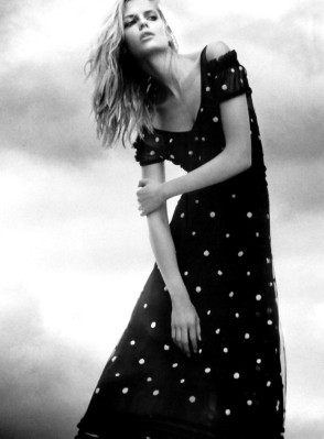 photo 6 in Julia Stegner gallery [id36063] -0001-11-30 00:00:00
