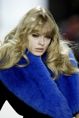 Julia Stegner pic #27760