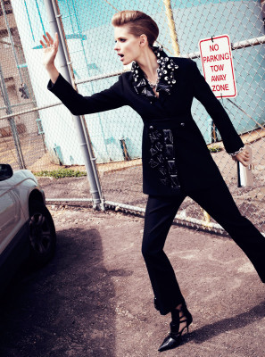 Julia Stegner pic #545818