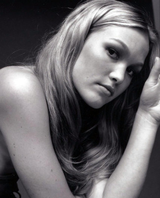 photo 4 in Julia gallery [id83922] -0001-11-30 00:00:00
