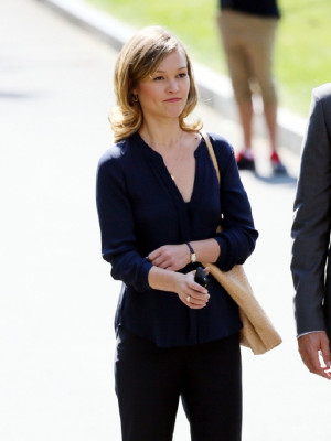 photo 24 in Julia Stiles gallery [id559515] 2012-09-18 00:00:00