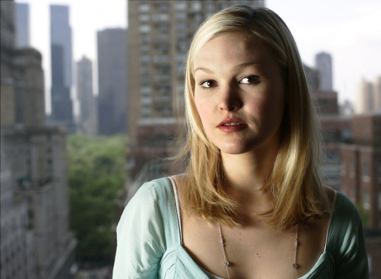 Julia Stiles pic #173384
