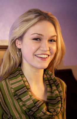 Julia Stiles pic #467929