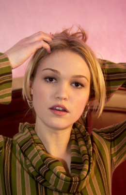 Julia Stiles pic #467930