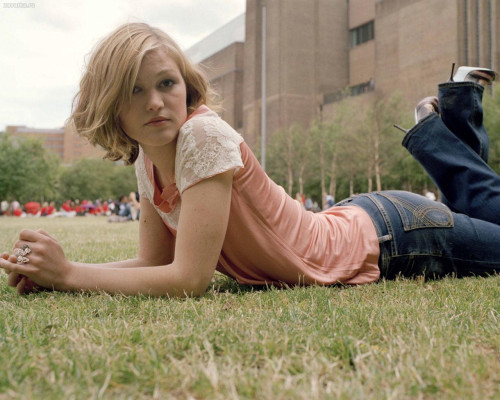 Julia Stiles pic #149022