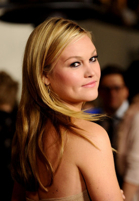 Julia Stiles pic #350302