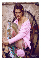 JULIA VAN OS in Harper’s Bazaar Magazine, Australia June/July 2020