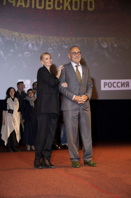 Юлия Высоцкая - Премьера фильма 'Дорогие товарищи' | 09.11.2020