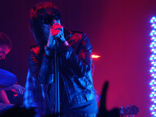 Julian Casablancas. Не могу найти свою публикацию. Загружаю фото ещё раз