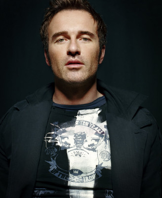 Julian McMahon pic #430922